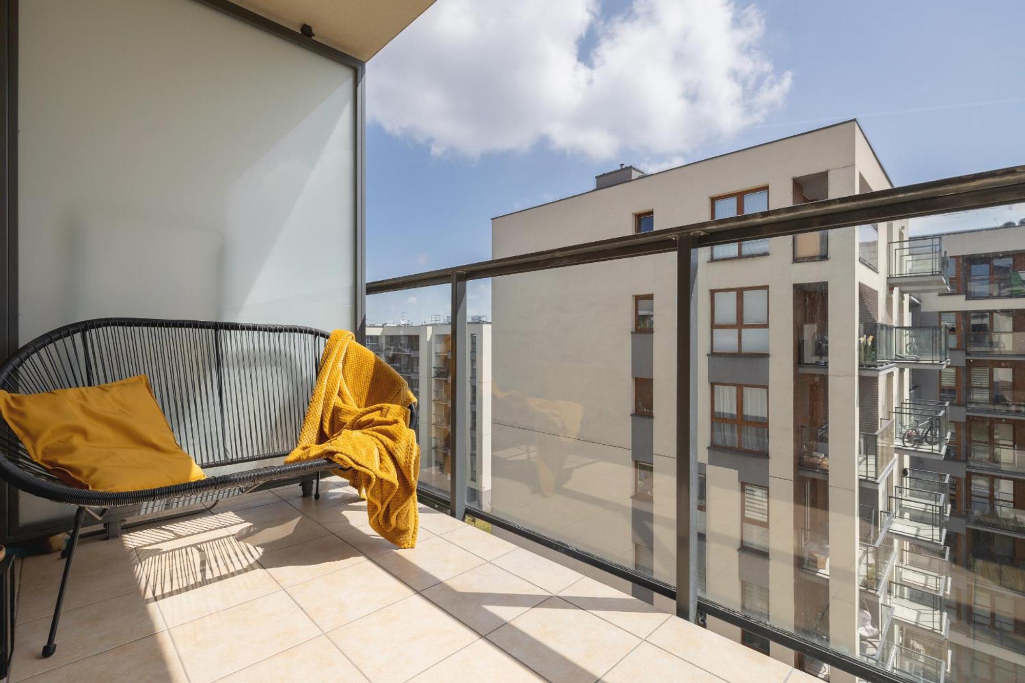 Przytulny Apartament Na Wroclawskiej Z Parkingiem W Krakowie By Noclegi Renters المظهر الخارجي الصورة